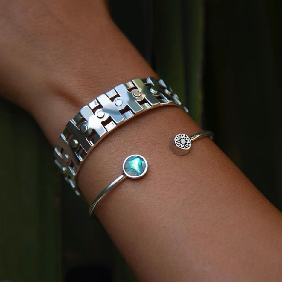 Uneclipsed Sun Bangle