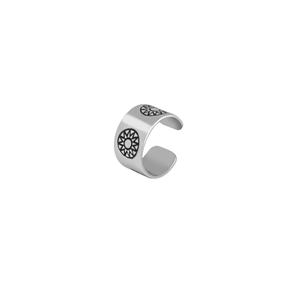 Sun Line Ear Cuff